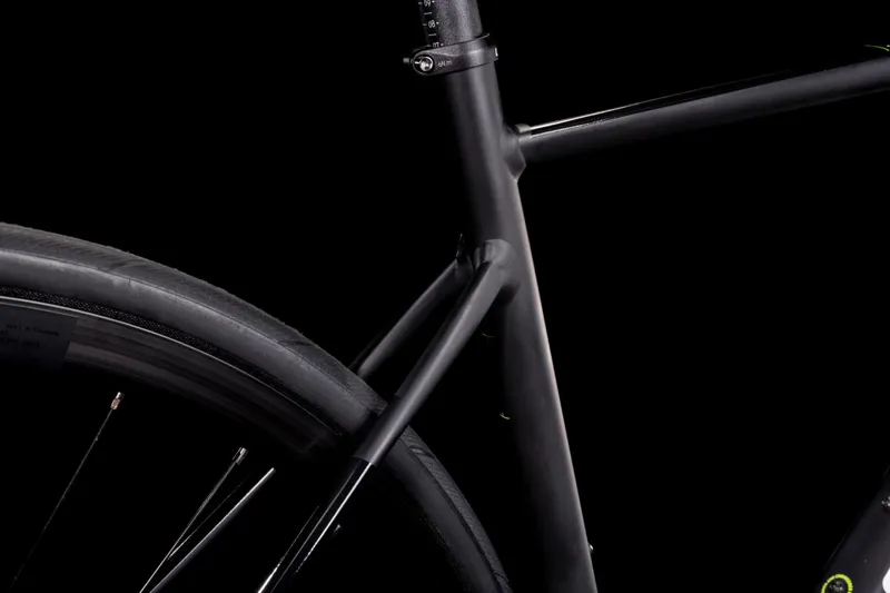 2022 Cube Attain Race Road Bike in Black-4