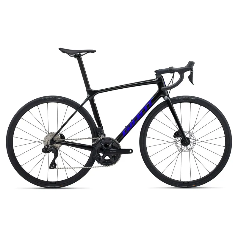 Giant TCR Advanced Disc Performance Road Bike in Carbon