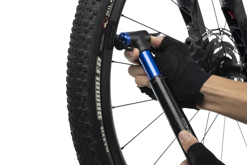 Giant Control Go 2 Stage Mini Pump in Black-5