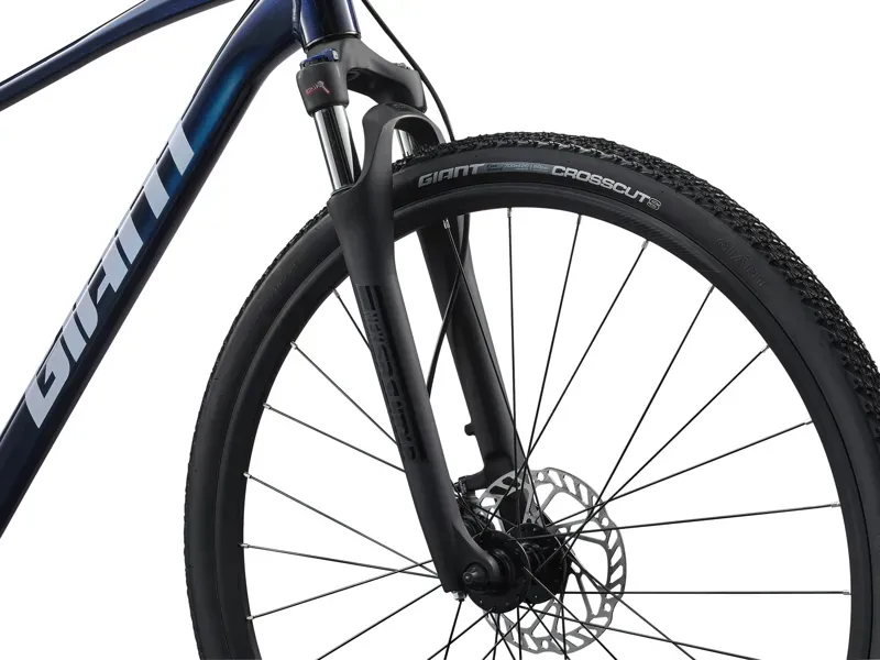 Giant Roam 3 Gravel Bike in Ultra Navy-3