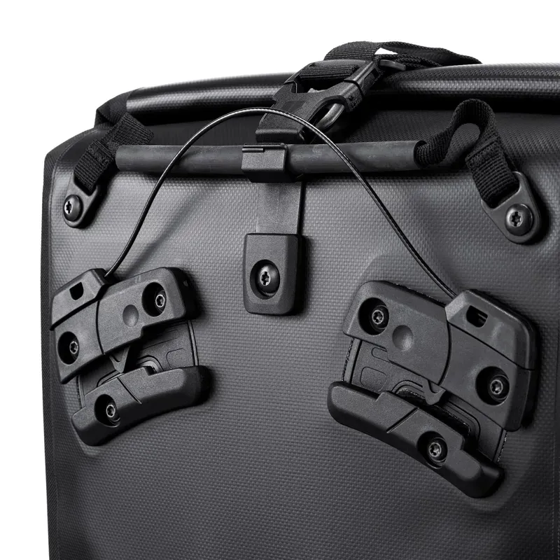 Ortlieb Sport-Roller Free Pannier 14.5-litre in Black-4